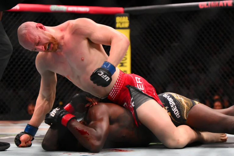 Adesanya knocked out by Pyfer in Seattle