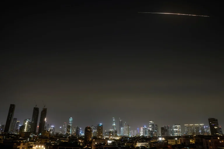 Iranian missile strike on Indian Ocean base
