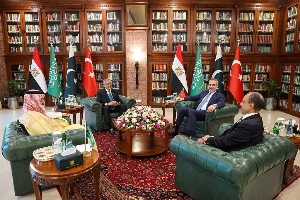 Pakistan Hosts Iran-U.S. Peace Talks Amid Rising Middle East Tensions
