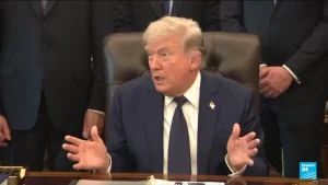 Iran offers Strait of Hormuz reopening