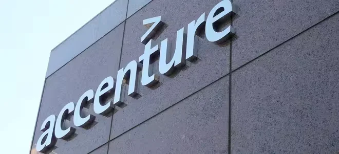 Microsoft 365 Copilot Powers Accenture’s 743,000‑Strong Workforce