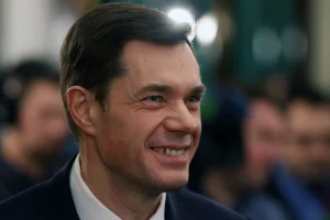 Nord superyacht passes Hormuz