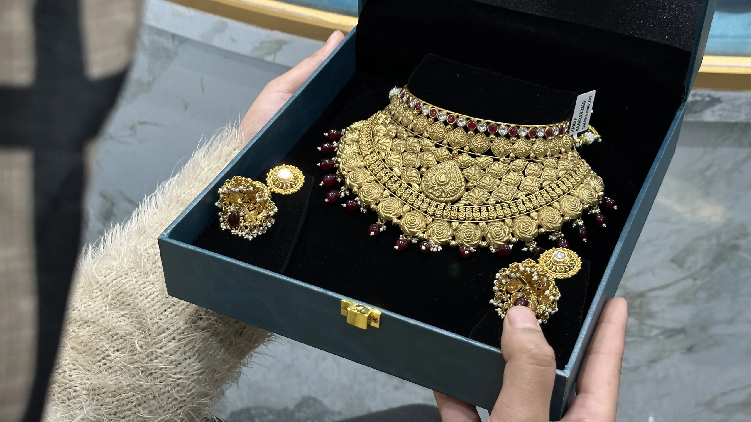 Rising Gold Prices Push South Asian Brides Toward Affordable Gold Substitutes