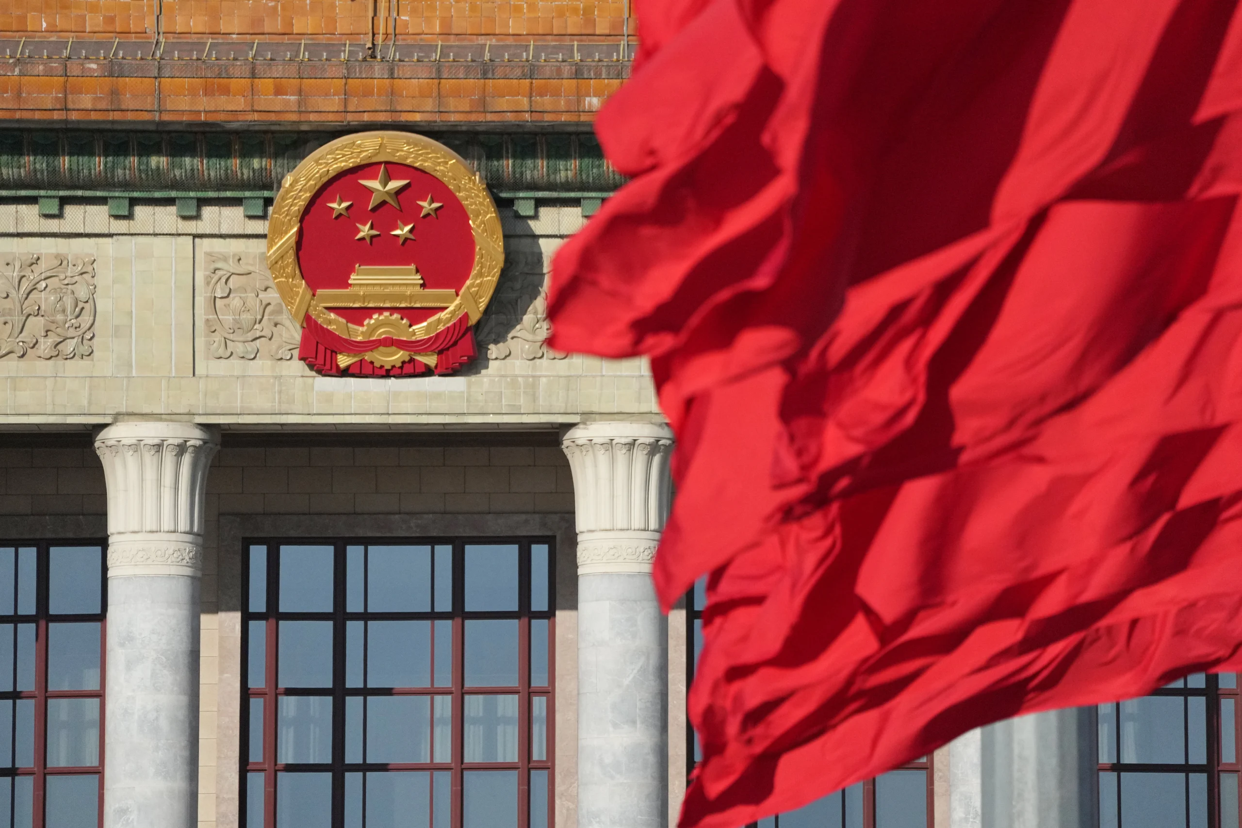 China defies US sanctions: Beijing orders firms to ignore Washington’s bans