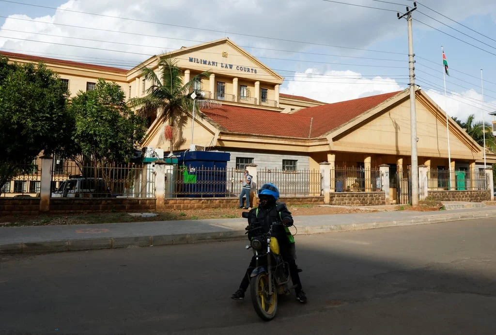 Kenya blocks U.S. Ebola facility as court halts quarantine camp