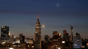 Mars Saturn moon triangle May 14
