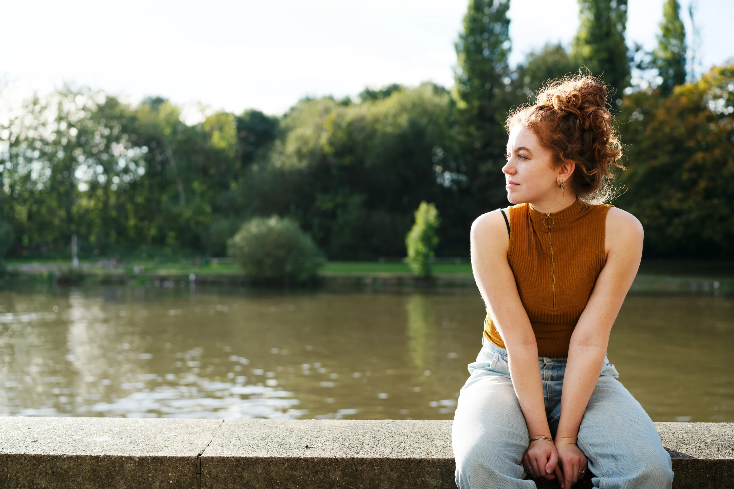 Solo Maxxing Surges as Dating Costs Hit $200 and Apps See Decline
