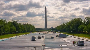 Trump reflecting pool lawsuit protest