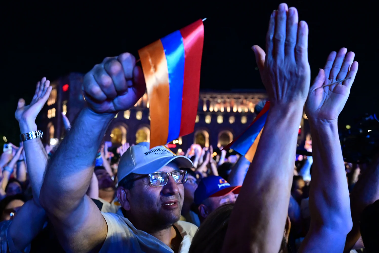 Armenia Election: Voters Cast Ballots Under Russia’s Shadow