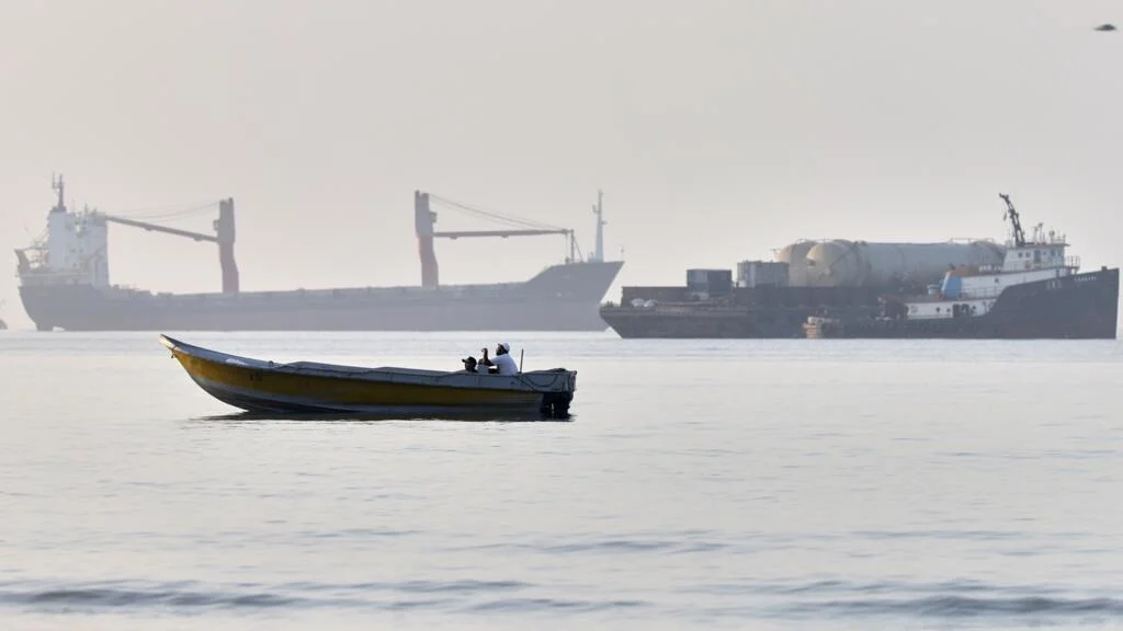 Iran threatens vessels in Strait of Hormuz amid escalating tensions