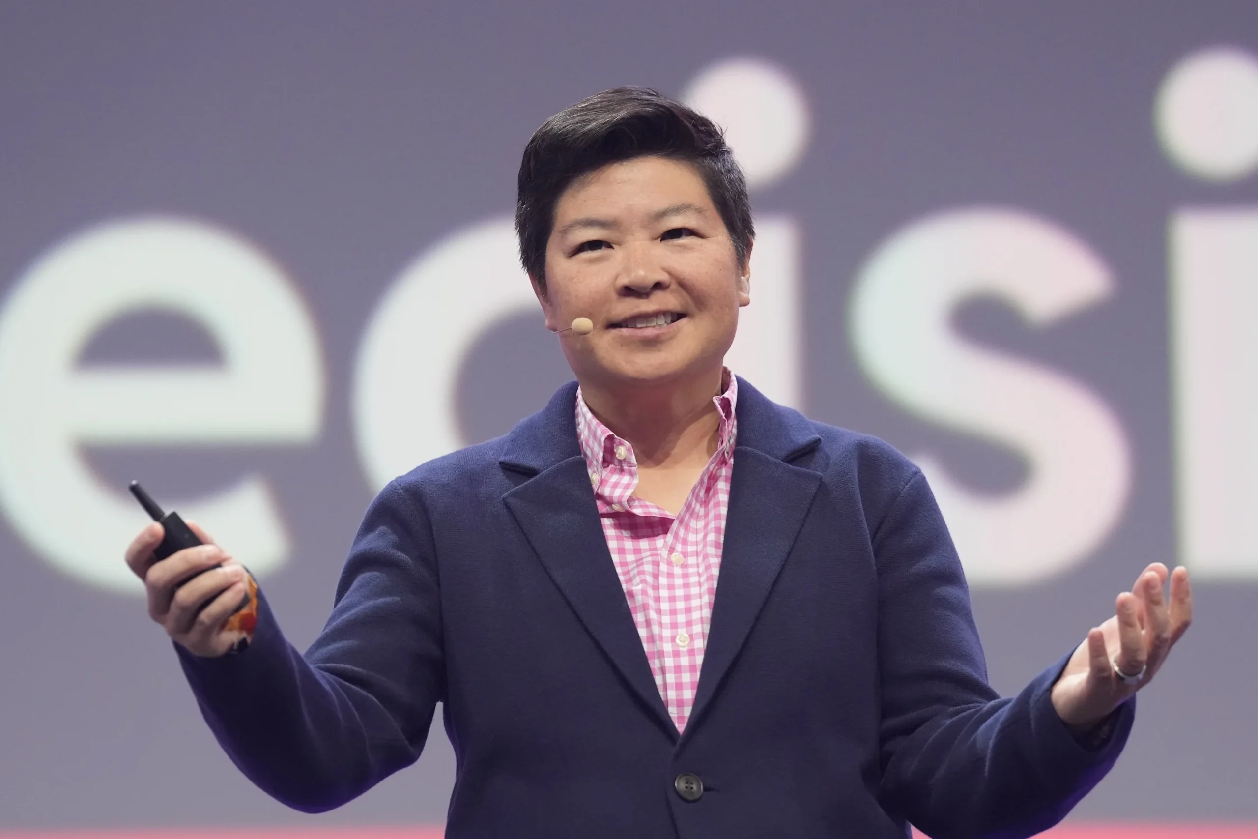 Reddit Aims for 1 Billion Users as Its Human‑Centric Model Fuels Growth