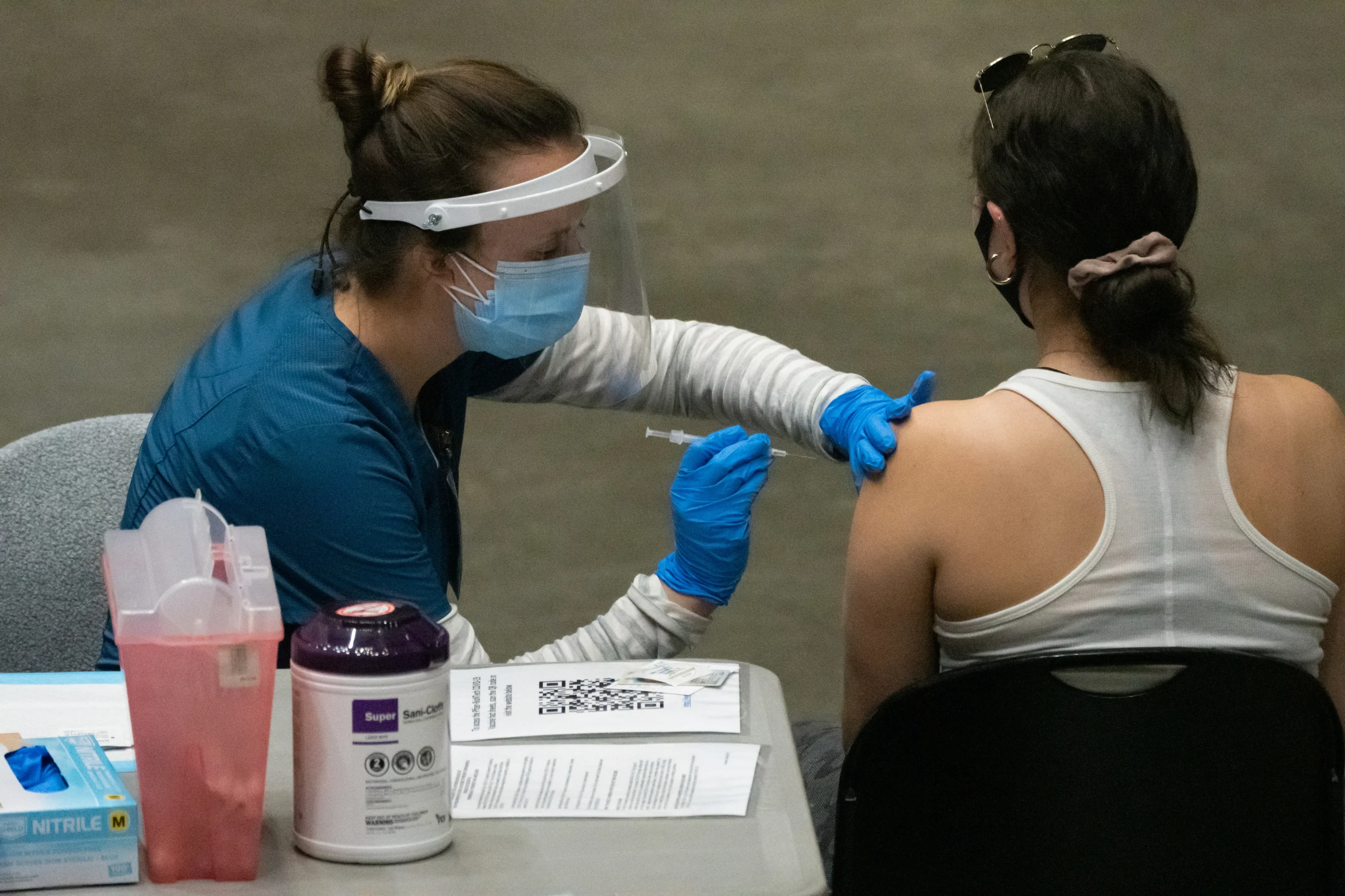 Study Confirms COVID-19 Vaccine Heart Protection Persists in Updated Shots