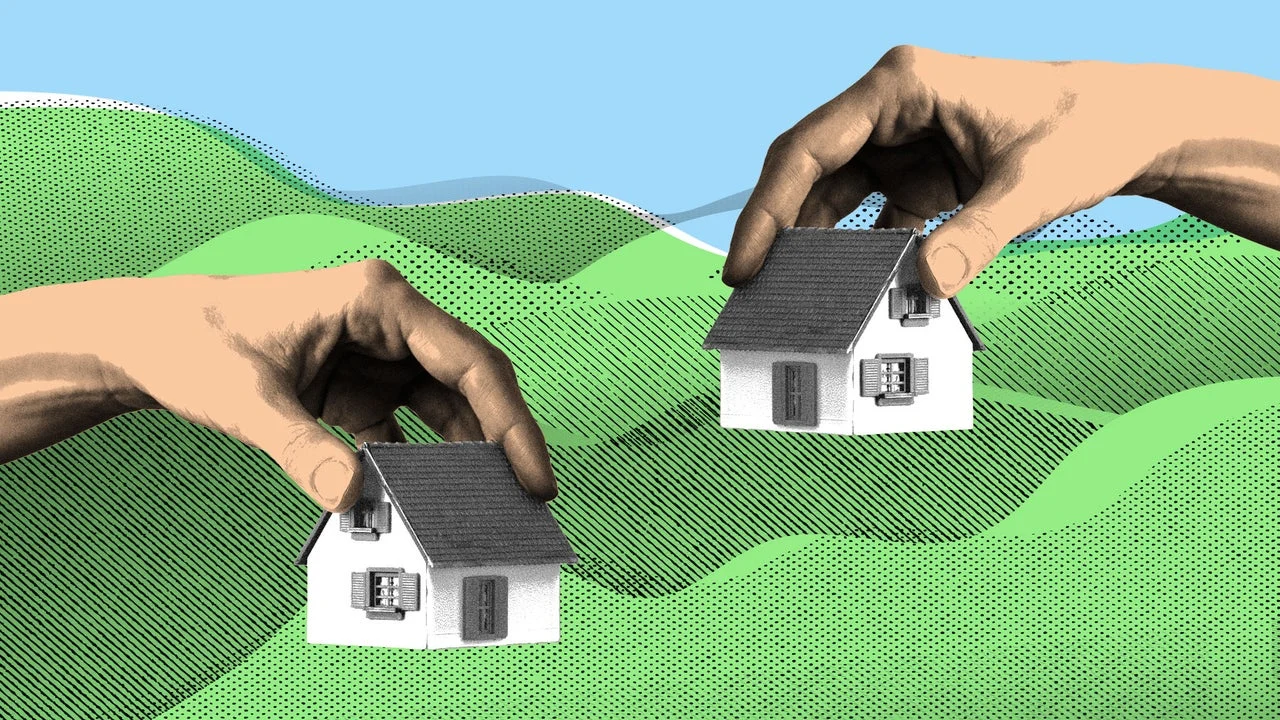 Why Home Delistings Surge: Sellers Pull Listings Amid Shifting Buyer Power