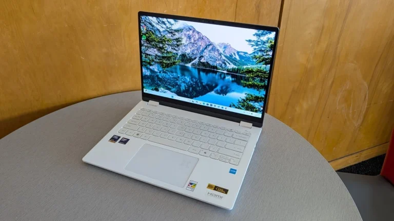 Acer Swift Edge AI 14 OLED laptop