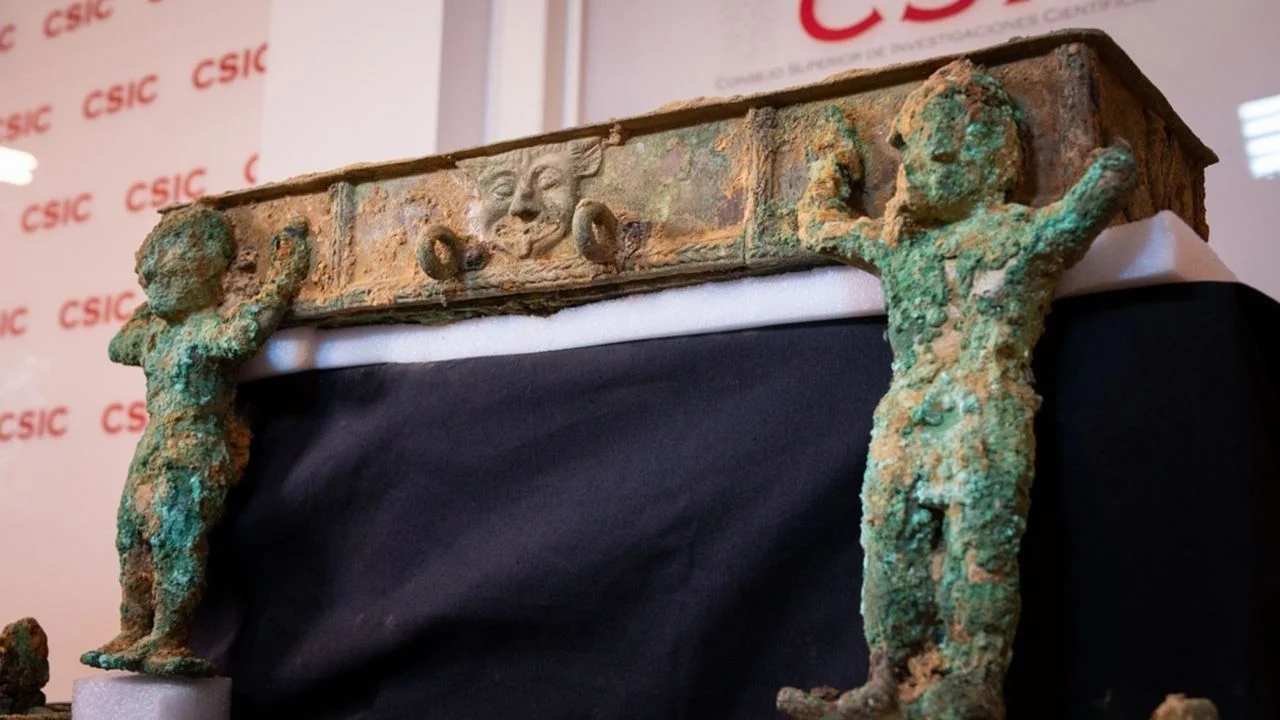 Ancient Bronze Chariot Unearthed in Spain Sheds Light on Mysterious Pre‑Roman Society