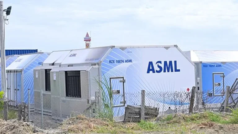 ASML shares fall after China DUV report