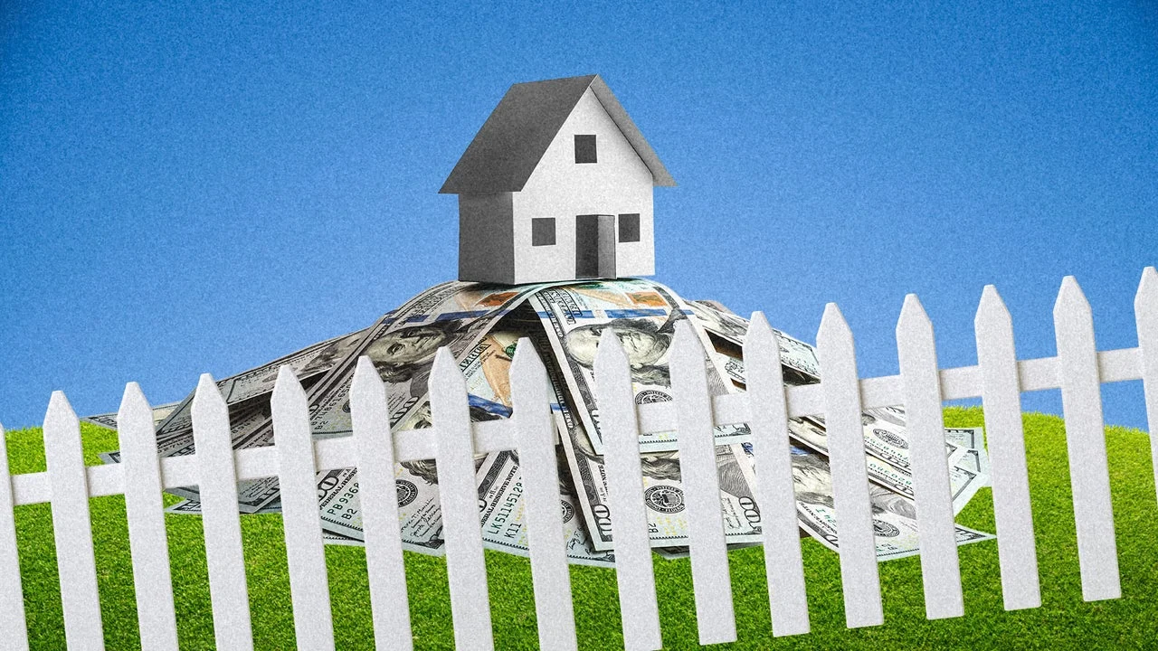 Home Prices Drop Record‑Level: Where Buyers Gain Leverage