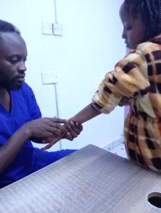 Kenyan volunteers detecting polio