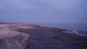 Dust plume over Salton Sea