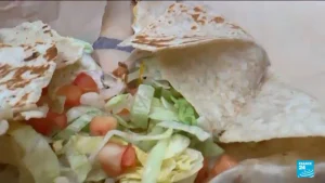 Taco Bell lettuce removal outbreak