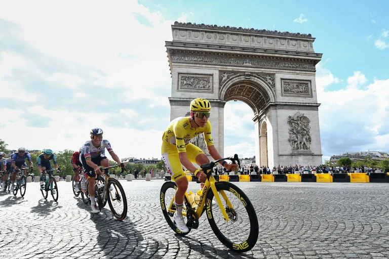 Tour de France wildfire route change