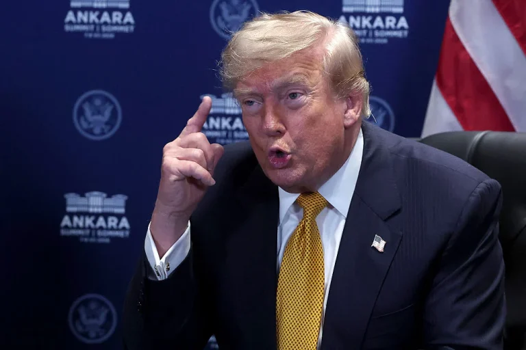 Trump orders trade cut with Spain