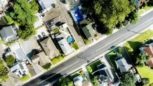U.S. home prices fall 16%