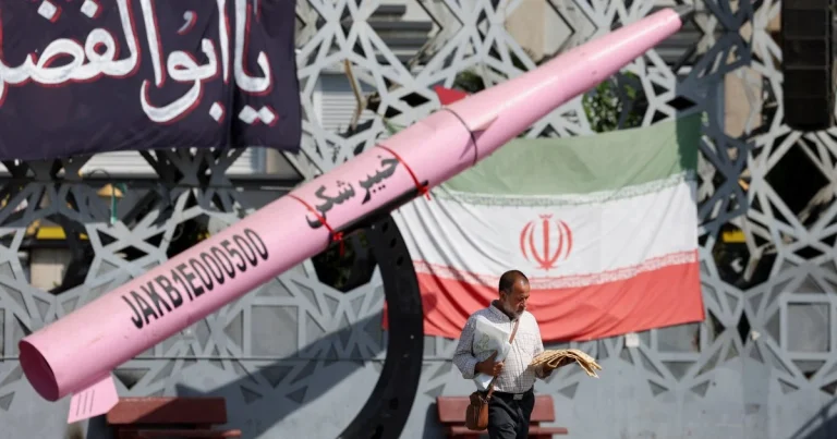 US bombing Iranian coastal cities