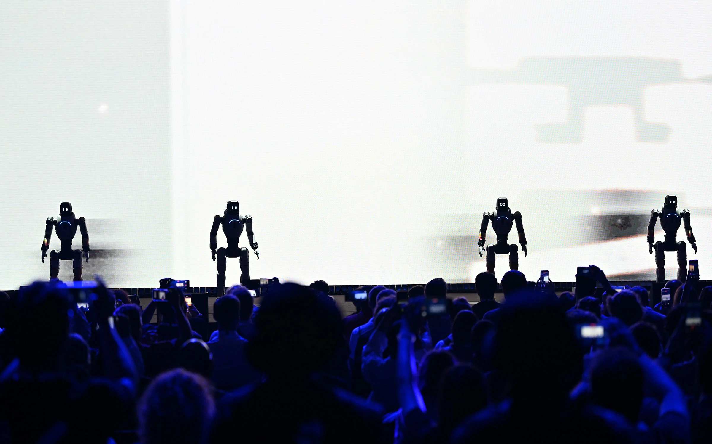 Will Corporations survive AI? Strategies for the Intelligent Era