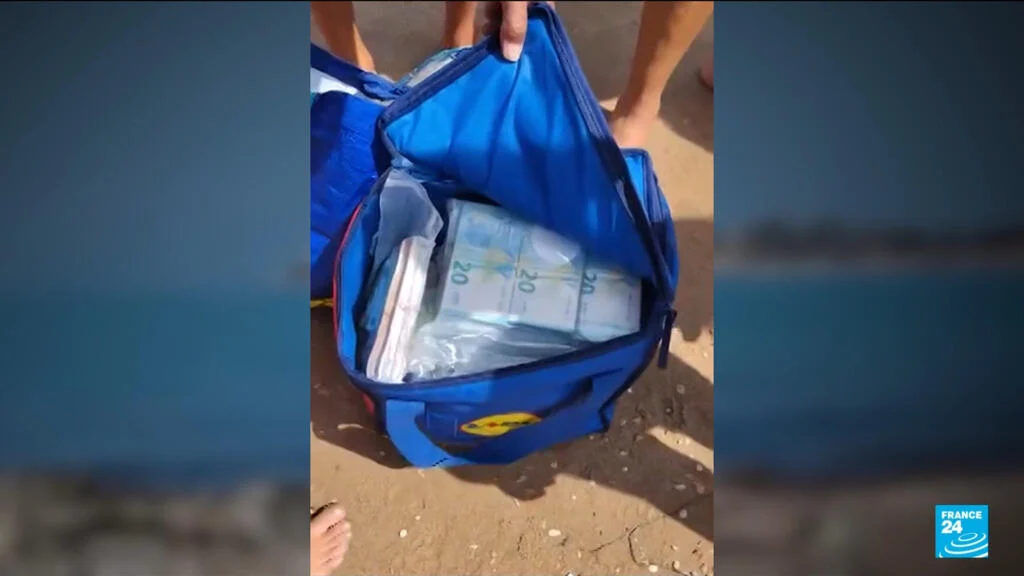 Cash Found on Sicilian Beach: 700,000‑Euro Mystery Unraveled