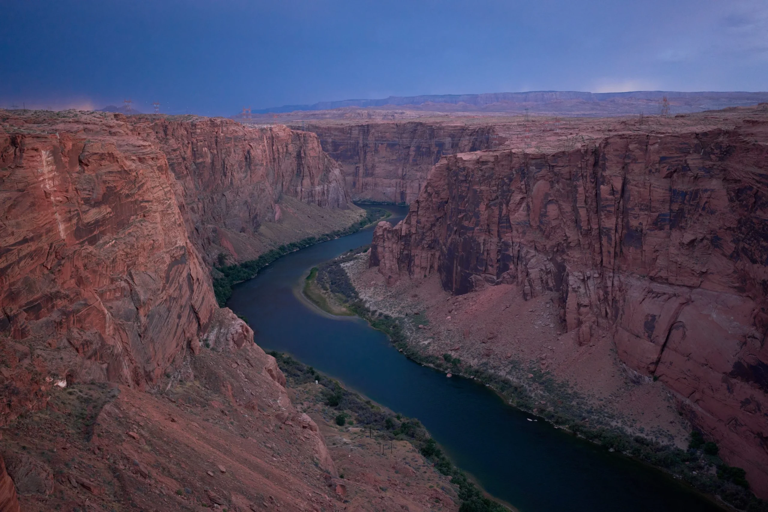 Colorado River Water Crisis: Desert Town Mayor Warns of Meteor‑Like Threat