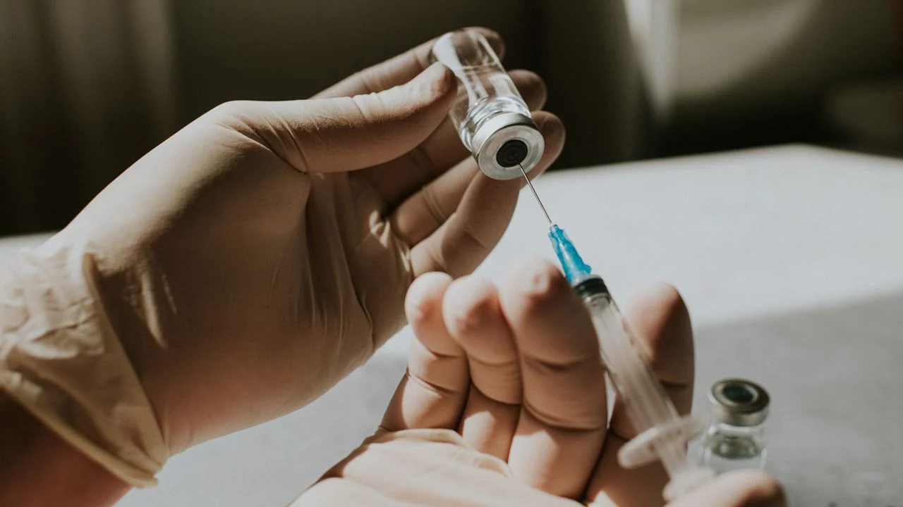 FDA greenlights first mRNA flu vaccine for seniors