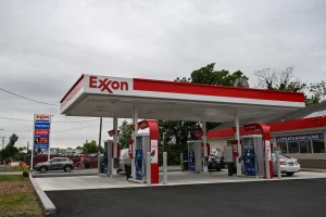 Fuel prices high war refining
