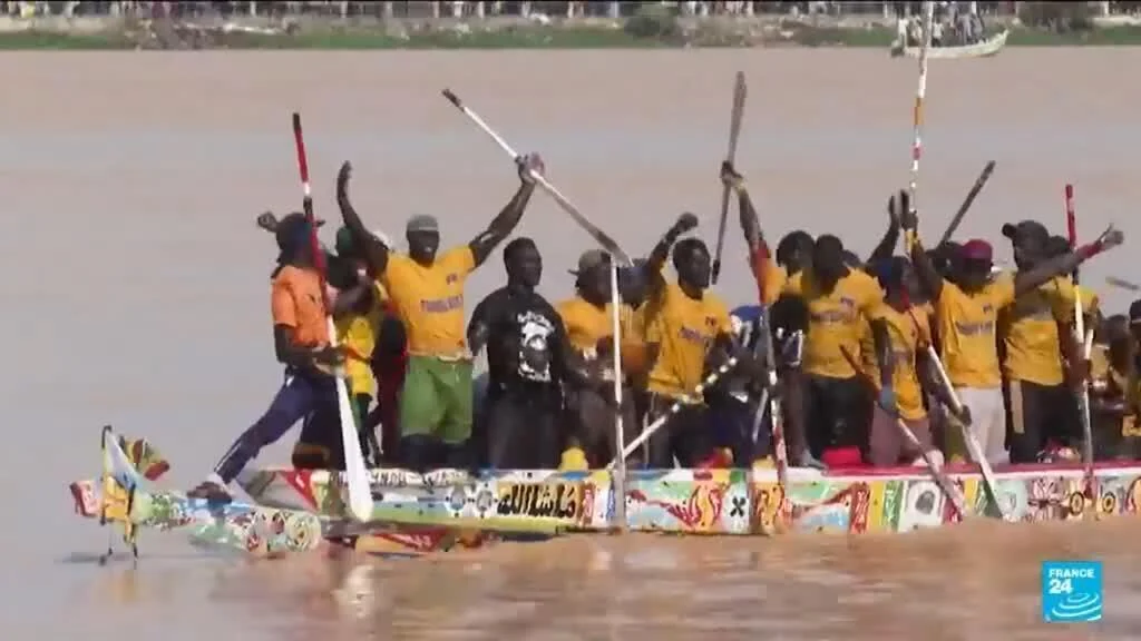 Saint-Louis pirogue race: 200‑year tradition surges amid calls for athlete pay