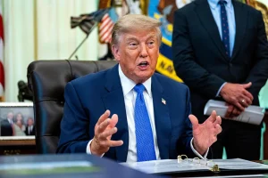 Trump signs vaccine executive order