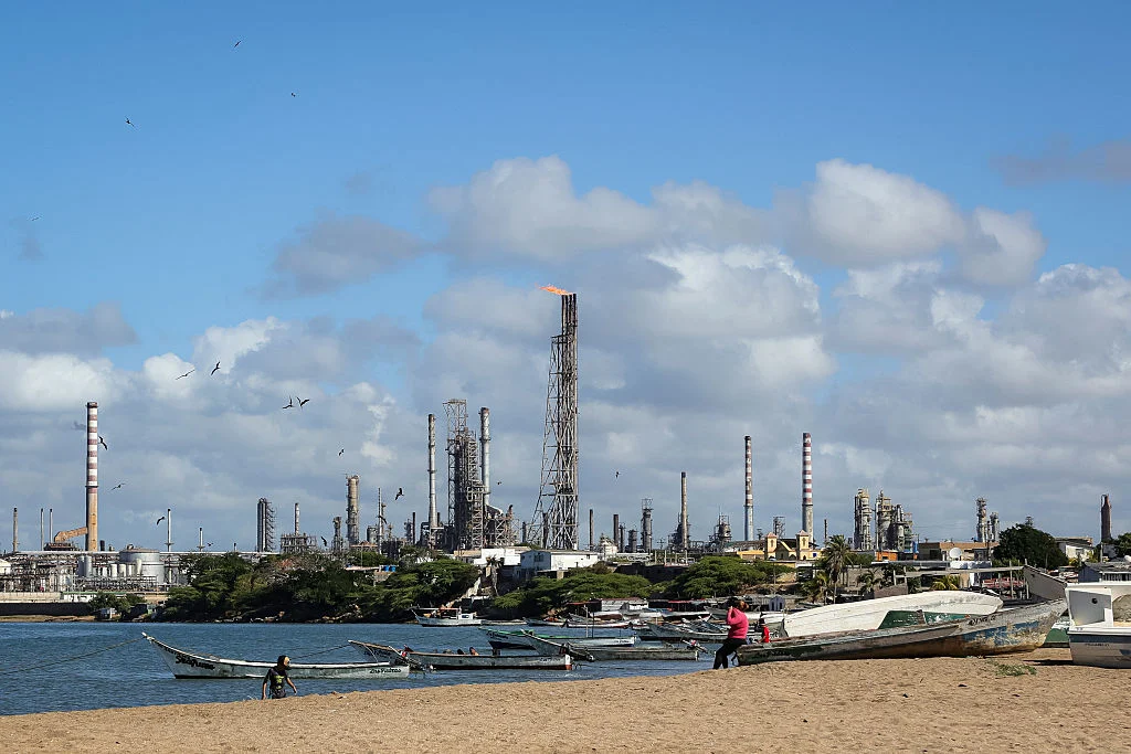 Trump Venezuela Oil Deal: When Will Gas Prices Drop?