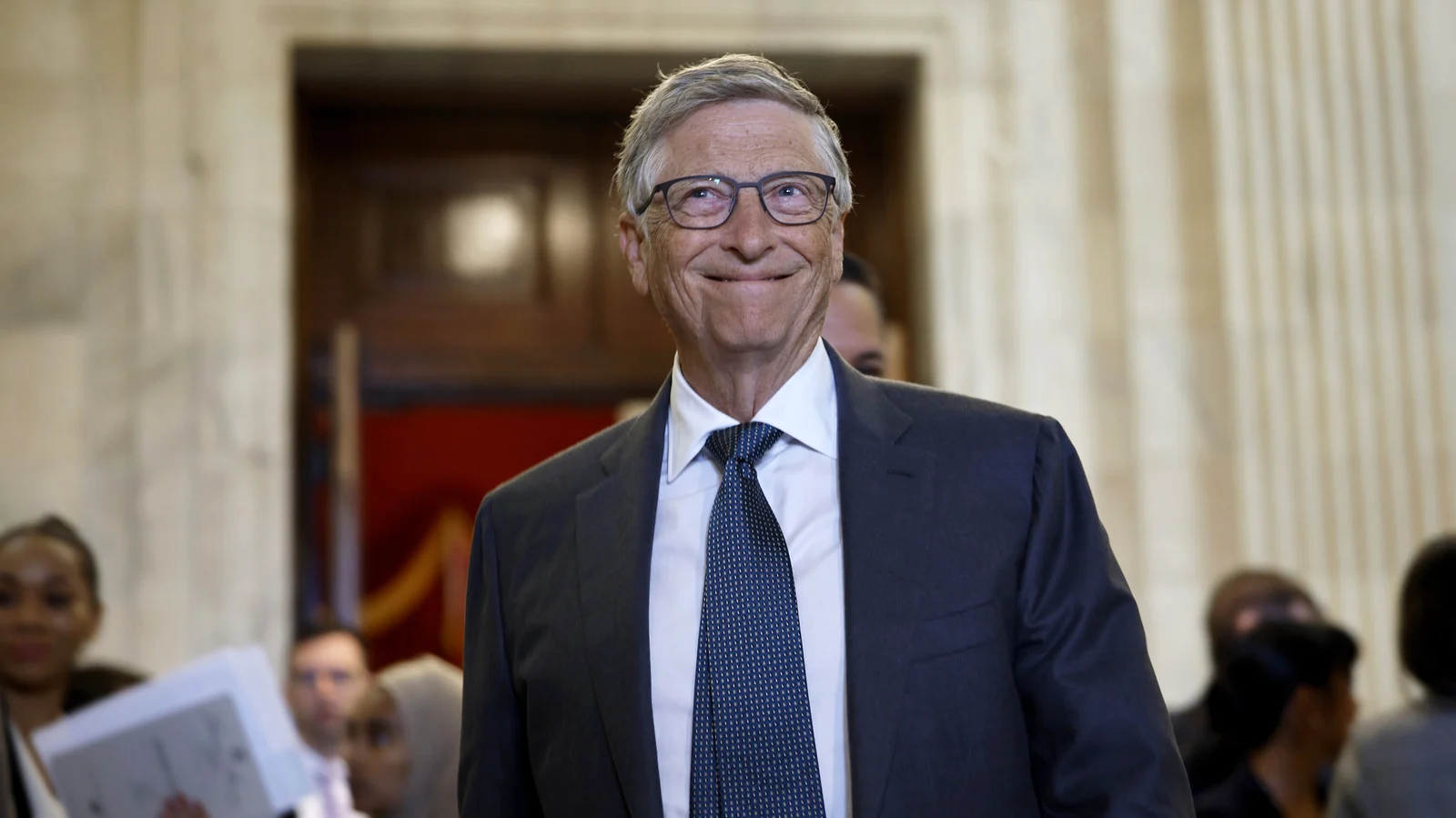 Bill Gates warns: Ignoring AI safeguards is reckless