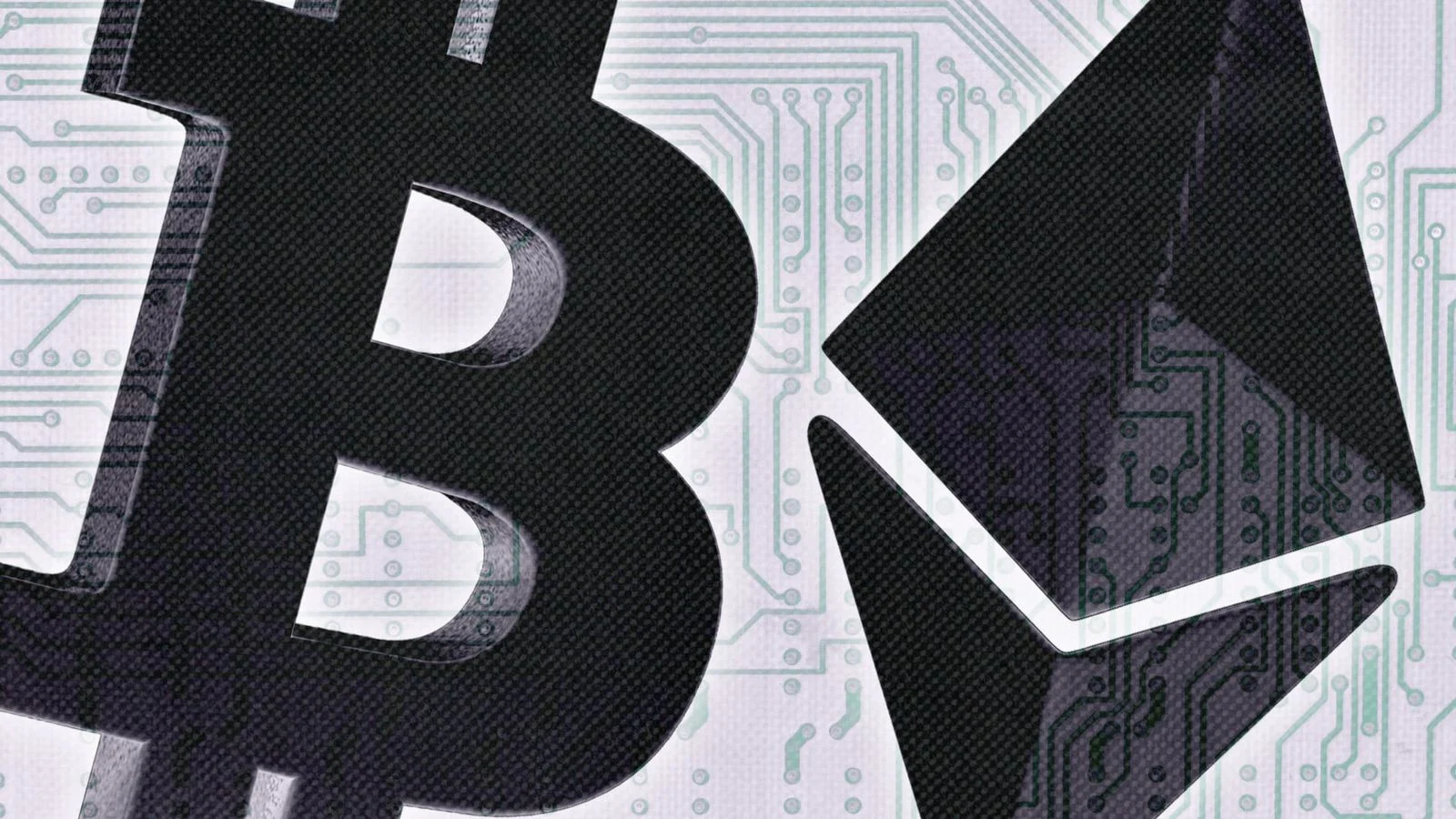 Bitcoin ETFs Post Modest Gains as Friday Draws $433 Million, Fidelity Leads Inflow