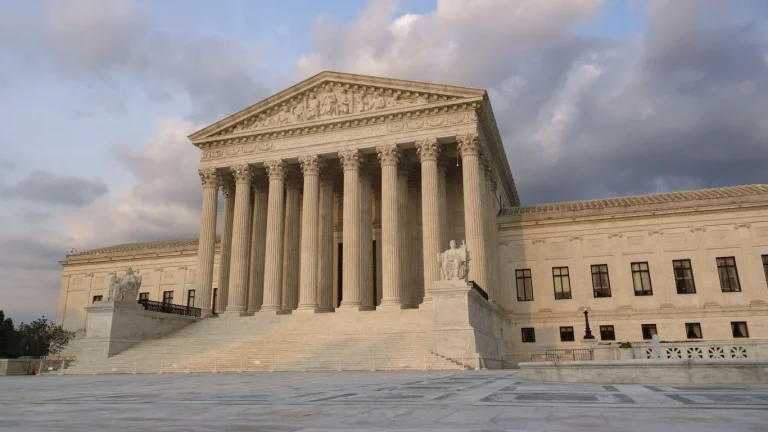 Supreme Court blocks USPS voting rule