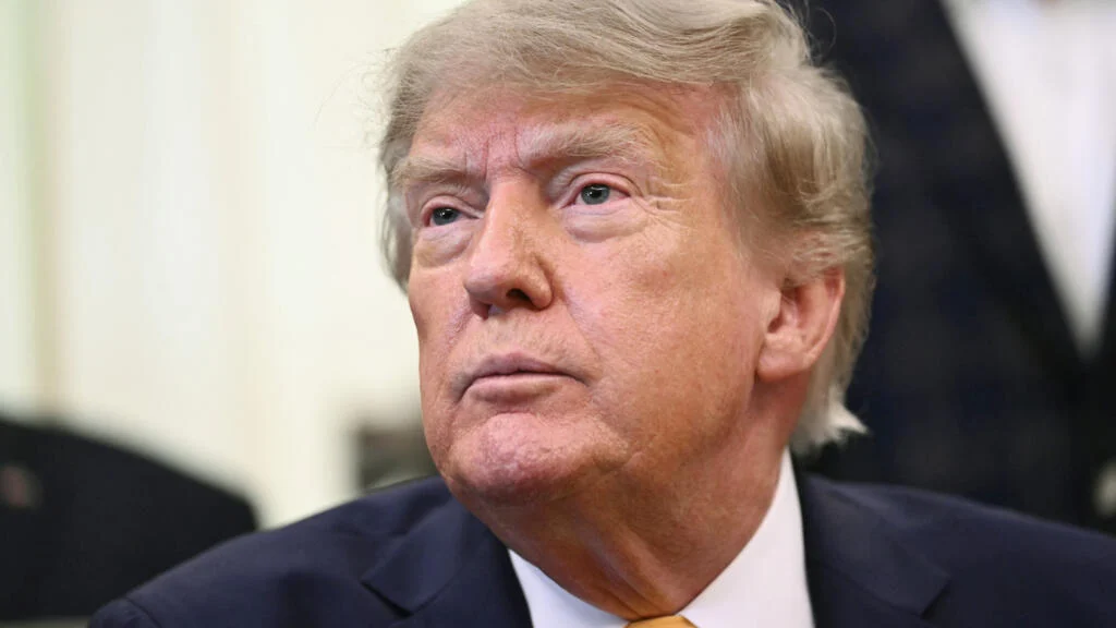 Trump threatens Bombardier jets ban over Canadian production dispute