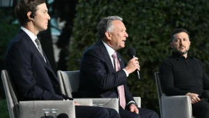 US envoys present Ukraine peace proposals